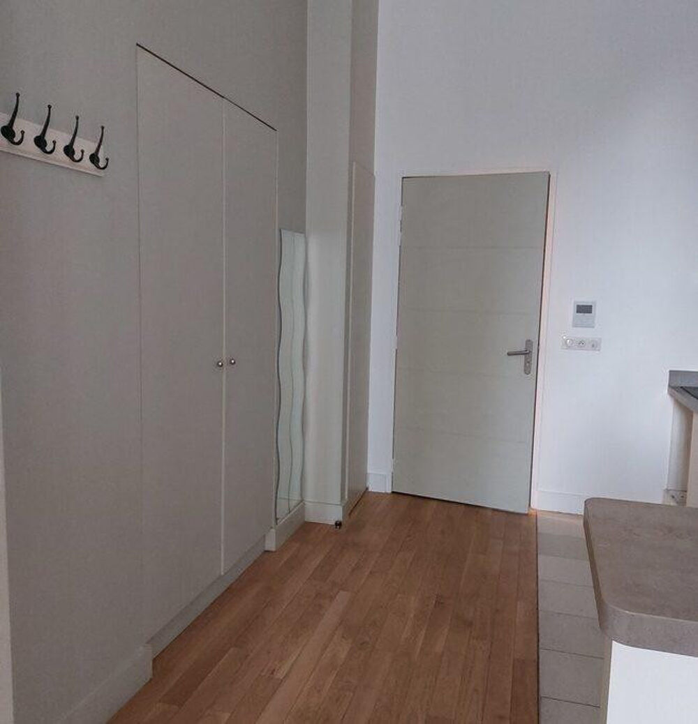 Location Appartement Grand Studio 50 M2 à louer à Versailles Versailles