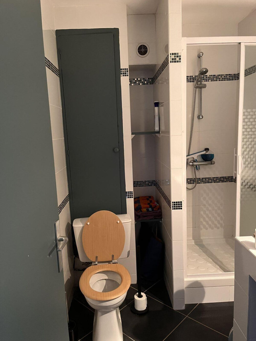 Location Appartement Beau studio meublé 33m² avec place de parking Loos