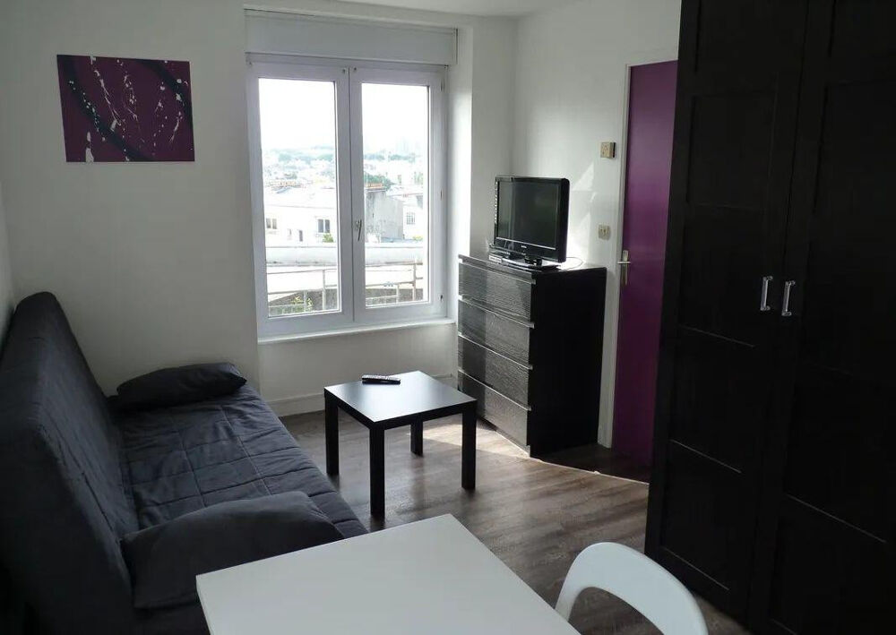 Location Appartement Beaux studios meublés idéal étudiants/travailleurs Brest