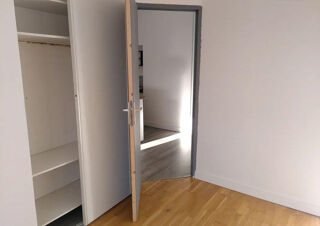 Appartement à louer 2 pièces 32 m²