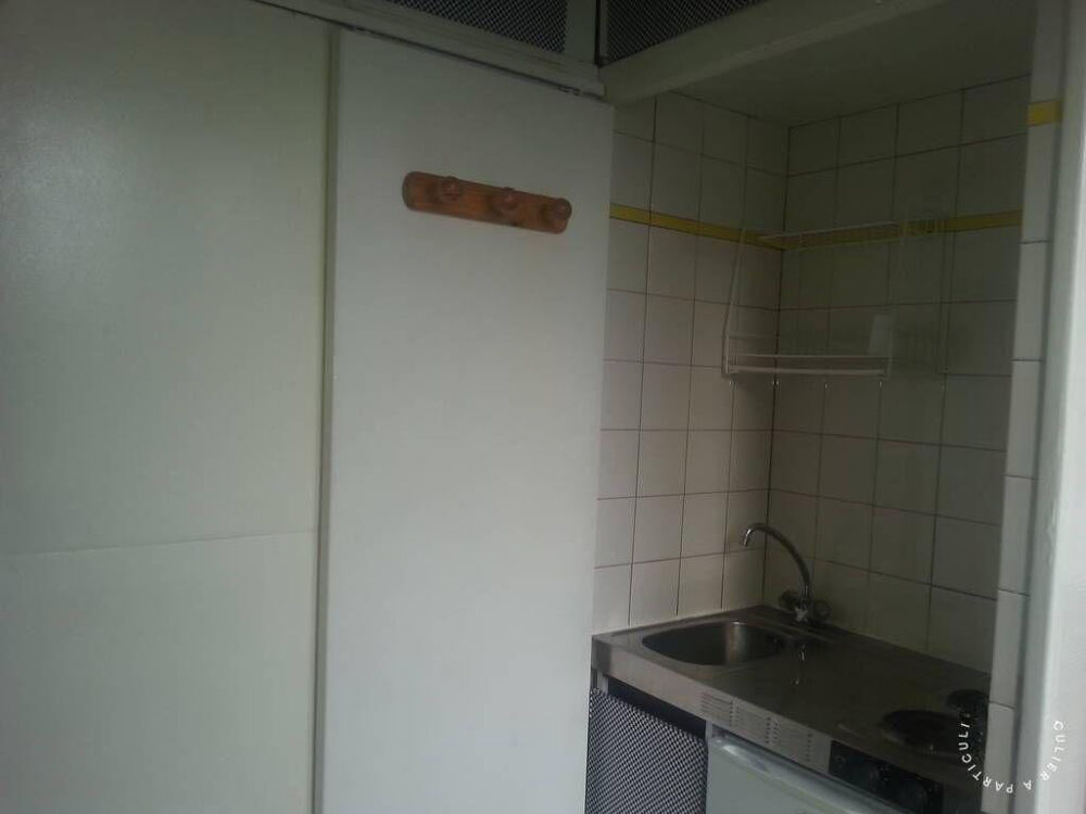 Location Appartement Beau studio meublé 10 m² Paris 7E Paris 7