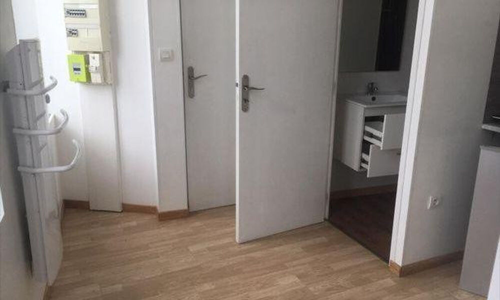 Location Appartement Studette Paris 17ème Epinettes métro Brochand Paris 17