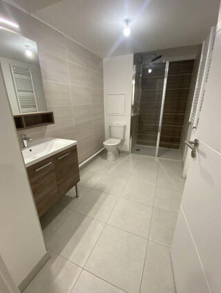 Location Appartement Studio à louer Romainville