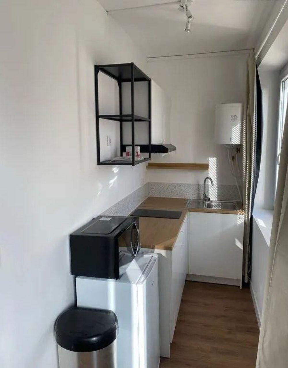Location Appartement Beau studio meublé 25m² avec cave et parking Nantes