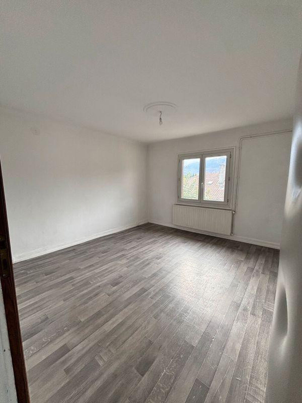 Location Appartement Beau T2 65m² avec grande terrasse vue Belledonne Grenoble