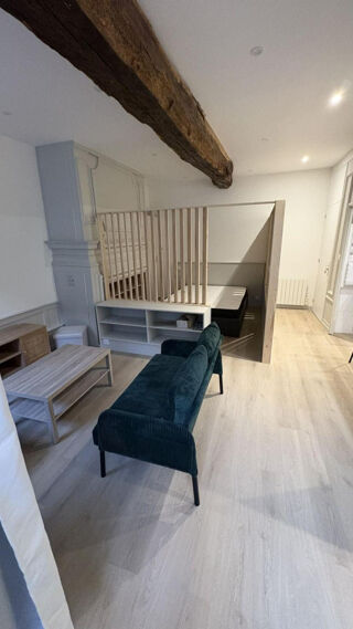  Appartement à louer 1 pièce 34 m²
