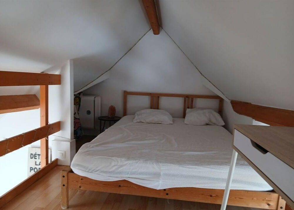 Location Appartement Meublé de 20 m² + mezzanine 850 € CC Houilles