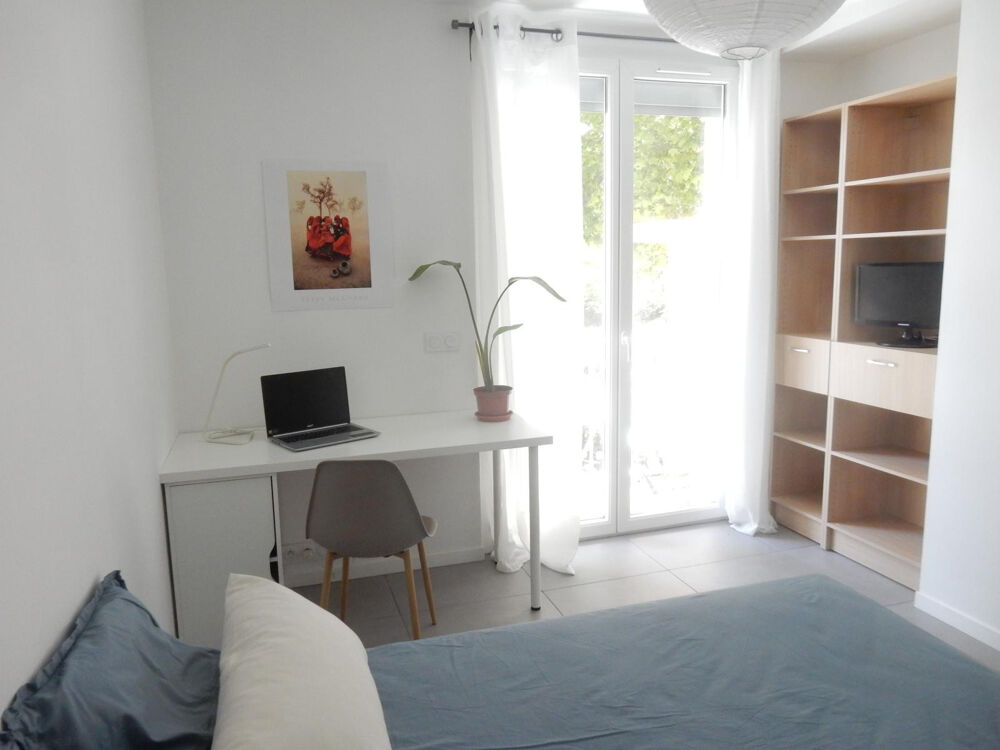 Location Appartement Colocation dans petit appartement (2 colocataires) Marseille 4