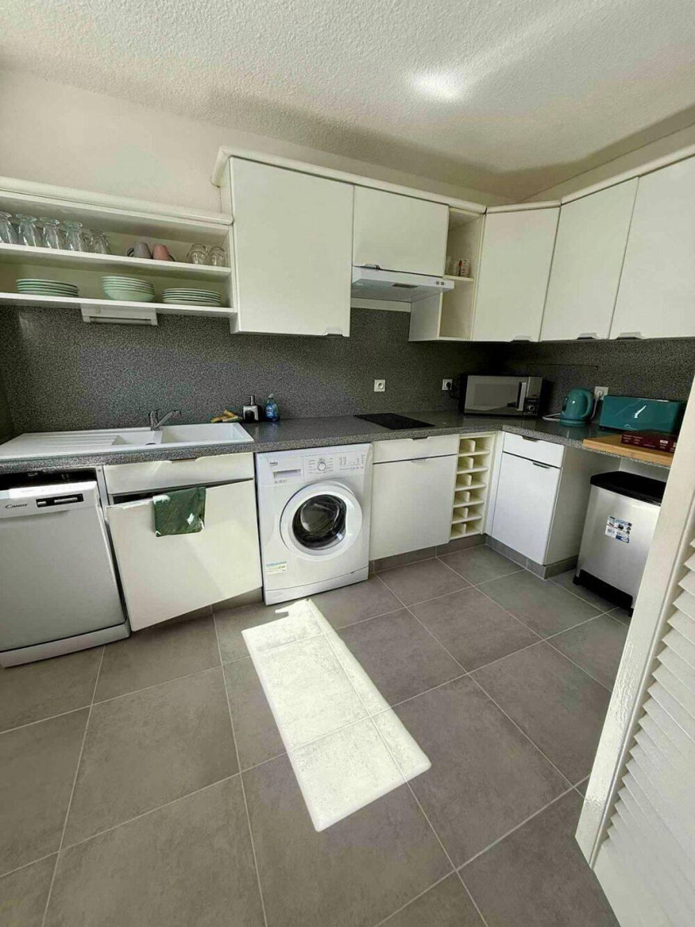 Location Appartement Superbe T2 meublé de 60m² – Fac de médecine Bordeaux