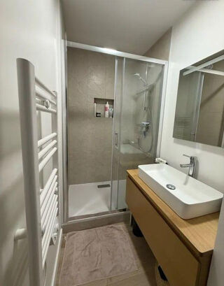 Location Appartement Beau T2bis meublé 52m² avec box/parking fermé Lyon 7