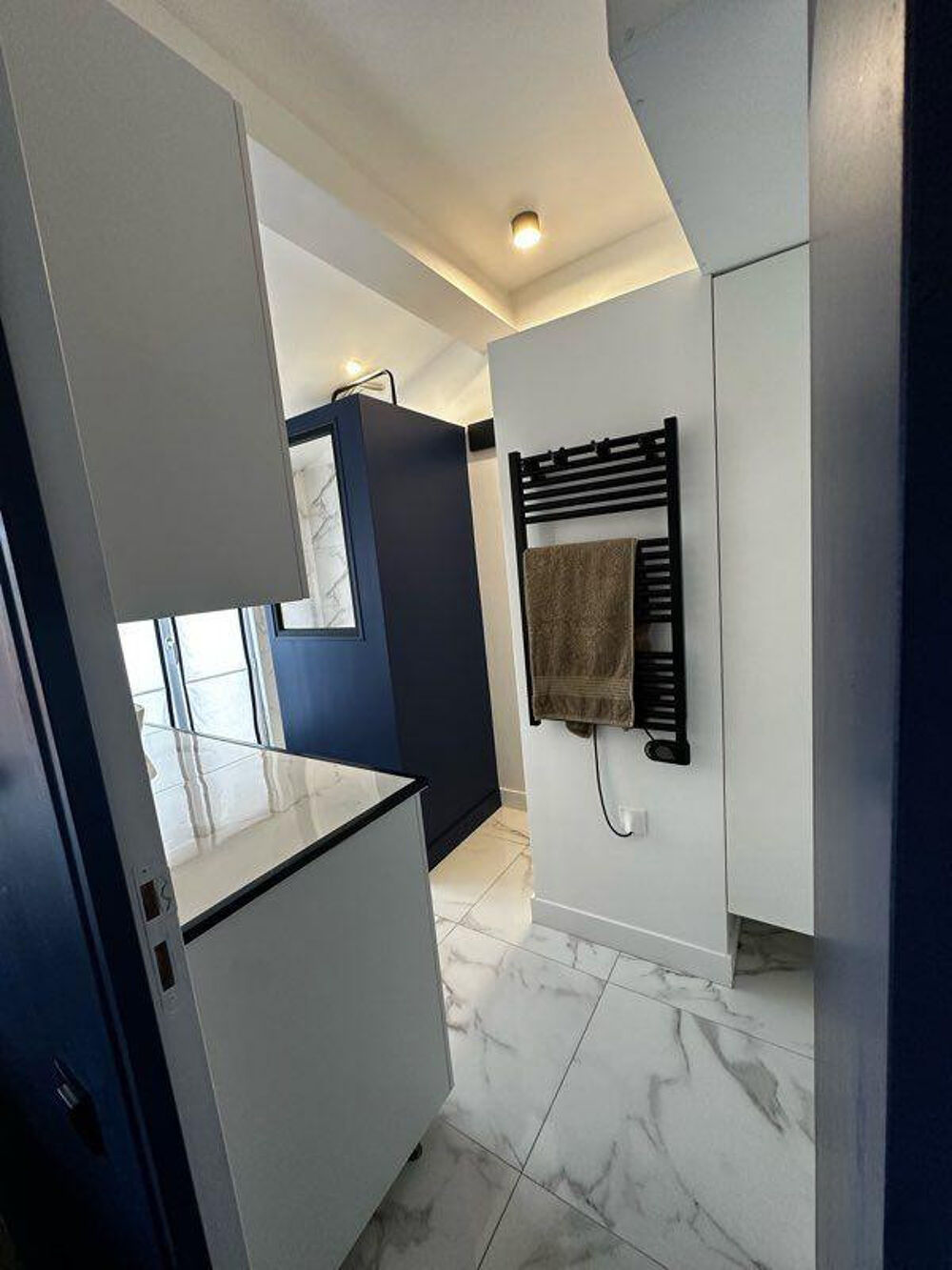 Location Appartement T2 meublé rénové – Suresnes Mont-Valérien Suresnes