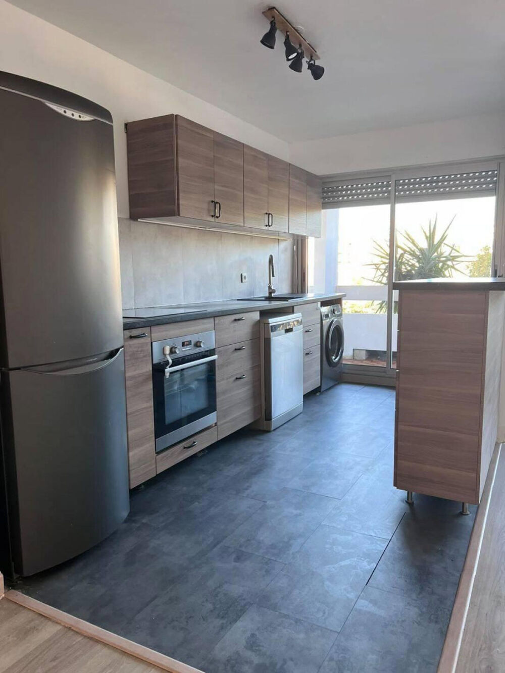 Location Appartement T3 à louer quartier des Chartreux Marseille 4