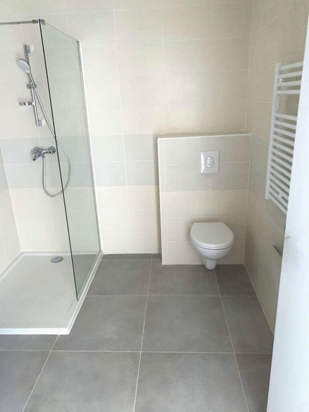 Location Appartement Beau studio NEUF avec terrasse NICE LANTERNE Nice