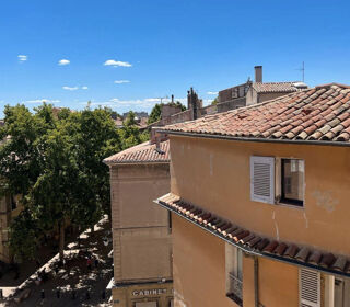Location Appartement Studio meublé centre historique Aix-en-provence