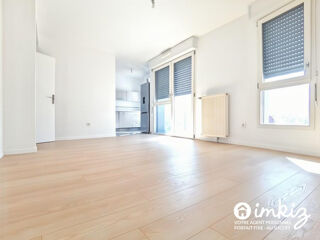 Vente Appartement Ivry-sur-Seine  4P rénové avec balcon et parking Ivry-sur-seine