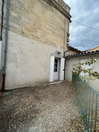  Appartement à louer 2 pièces 27 m²