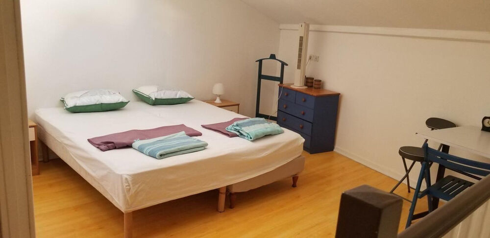 Location Appartement Au centre de NICE 2-pieces atypique au calme Nice
