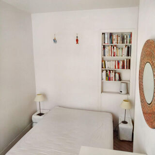 Location Appartement Rue de Levis- Beau 3 pièces de 50 m2 meublé Paris 17