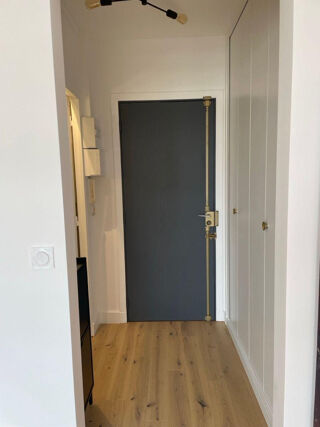 Location Appartement Studio meublé refait à neuf Boulogne-billancourt