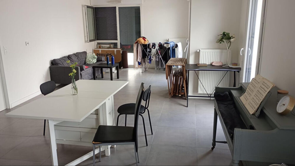   Chambre dans grande colocation 