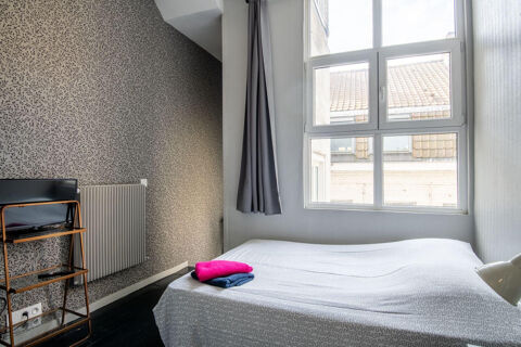   Colocation haut standing à côté de hôtel de ville 