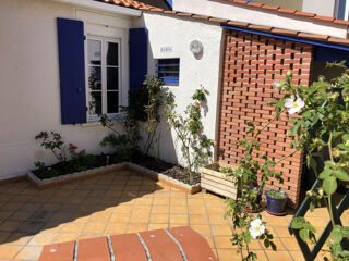 Location Maison KEROA -800m de la merLa maison aux volets bleues Les sables-d'olonne