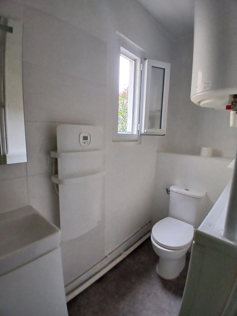 Location Appartement Appartement 40m2 rénové dans petite copropriété Bordeaux