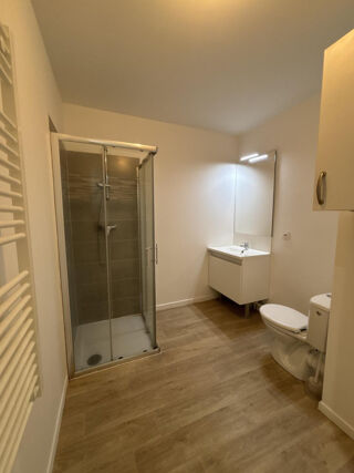  Appartement à louer 2 pièces 47 m²