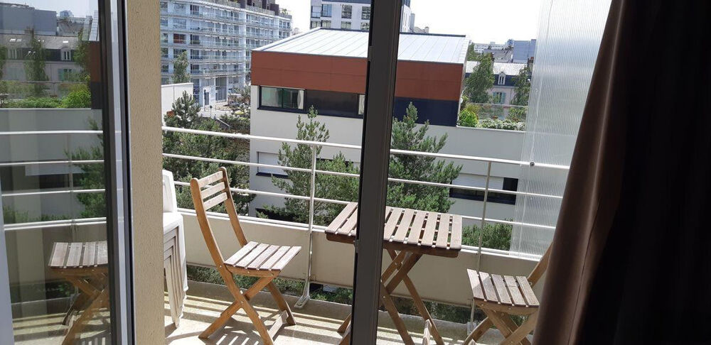 Location Appartement Studio meublé avec balcon proche Place de Bretagne Rennes