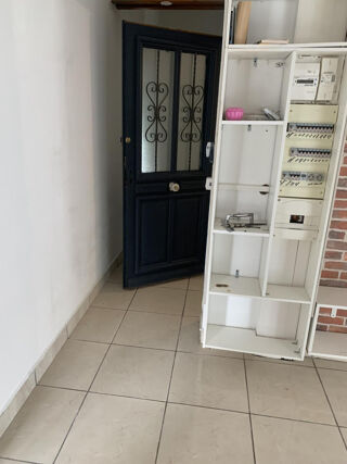  Appartement à louer 5 pièces 112 m²