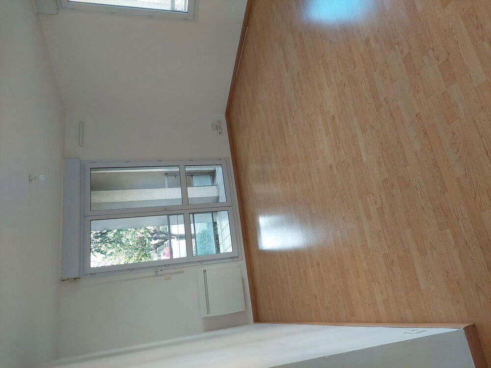 Location Appartement Appartement T 3 avec cave et garage Clermont-ferrand