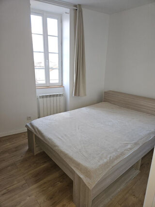 Location Appartement Jolie appartement T2 tout meublé Montbrison