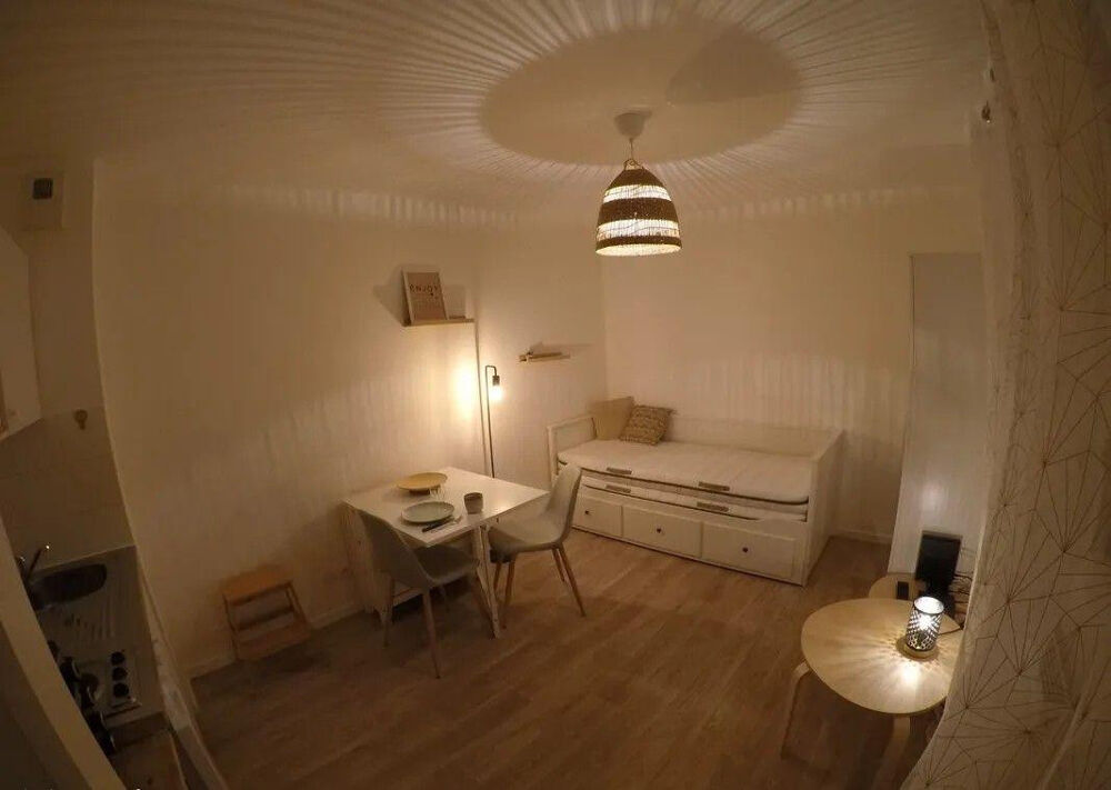 Location Appartement Beau studio meublé 19m² proche Gare Sud Nantes