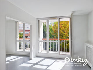 Vente Appartement Ivry-sur-Seine  4 pièces avec balcons cave et box Ivry-sur-seine