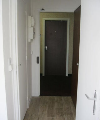 Location Appartement T1 avec balcon 17 m² - Boulogne-Billancourt Boulogne-billancourt