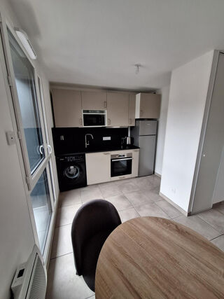  Appartement à louer 1 pièce 24 m²