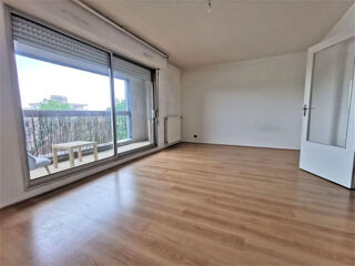  Appartement à louer 1 pièce 38 m²