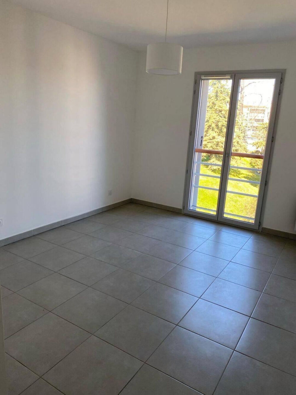 Location Appartement T3 meublé - Terrasse, box fermé et cave Villeneuve-loubet