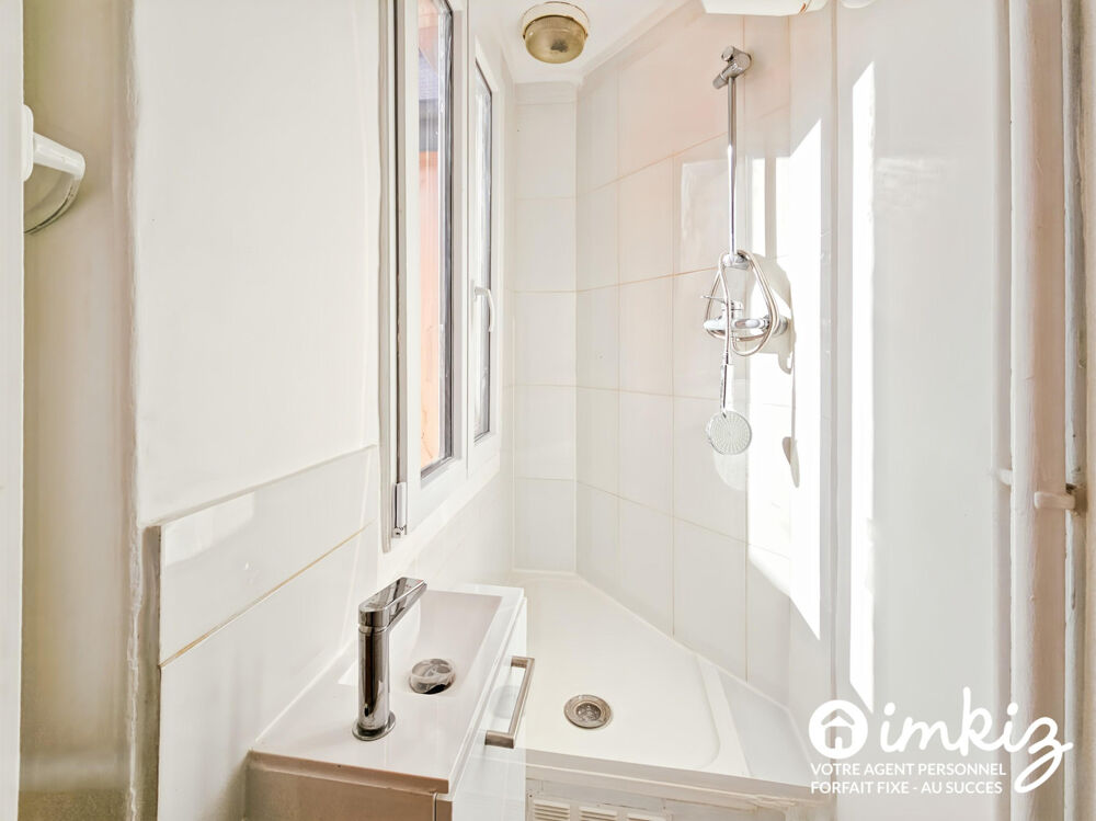 Vente Appartement Studette lumineuse avec grande cave- Tour Eiffel Paris 7