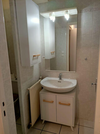 Location Appartement Studio 31 m², sécurisé, calme, prox école commerce Saint-Étienne