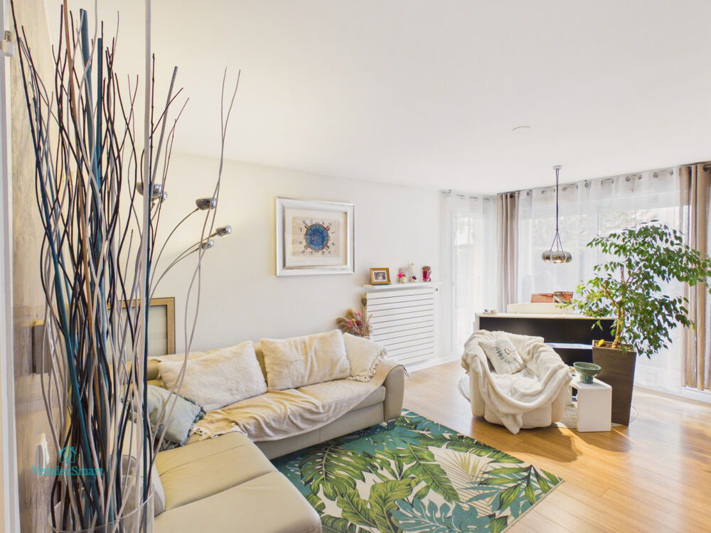 Vente Appartement Superbe appartement avec grande terrasse proche de toutes les commodités Ville-la-grand