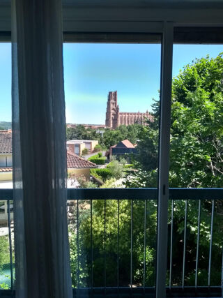  Appartement à louer 3 pièces 65 m²