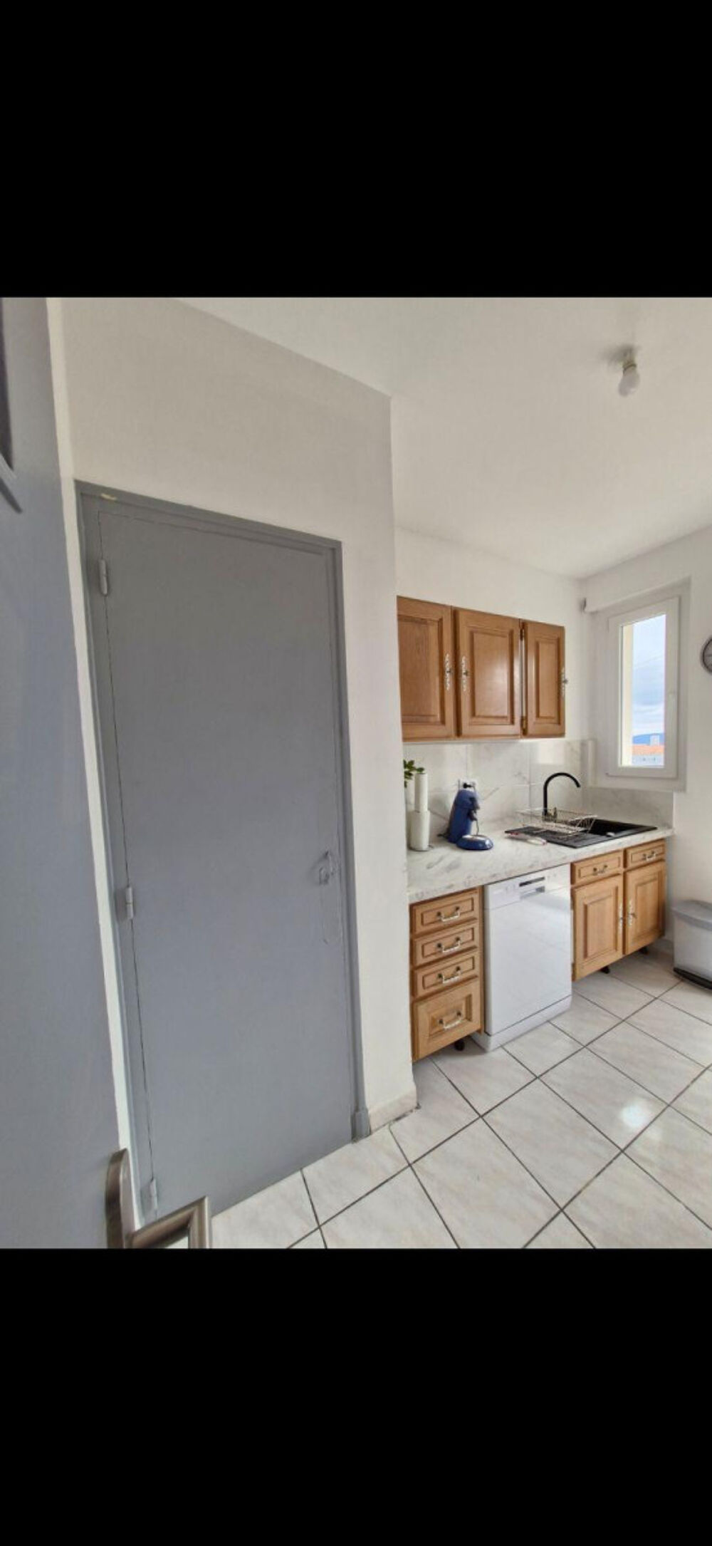 Location Appartement T3 très lumineux de 50m2 vue sur le Faron à Claret Toulon