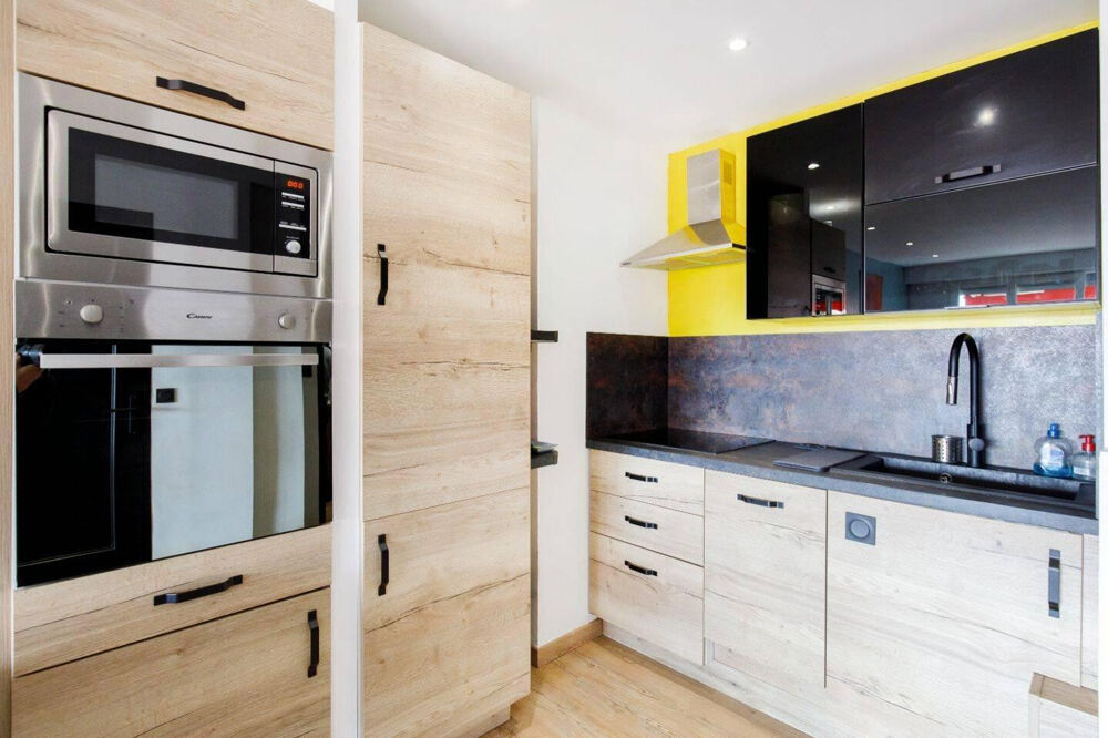 Location Appartement Beau T2 40m², TERRASSE ET VUE DEGAGEE STANISLAS Cannes