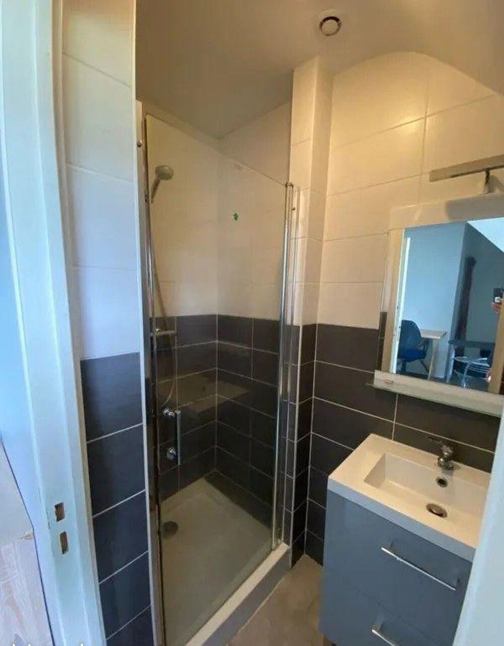 Location Appartement Studio meublé 12m² quartier rue de Nantes Rennes