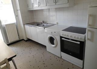 Location Appartement Beau T2 meublé 47m² à Saint Genis Laval au calme Saint-genis-laval
