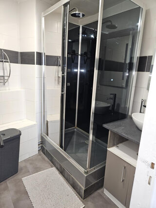 Location Appartement Jolie appartement T2 tout meublé Montbrison