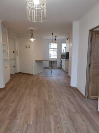 Location Appartement Superbe 3P 53m² refait à neuf meublé ou non meublé Courbevoie