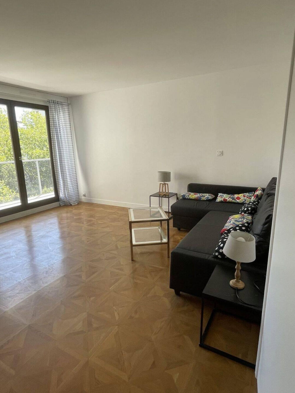 Location Appartement Appartement de 93 m² avec 2 Balcons, Vue Dégagée - Puteaux