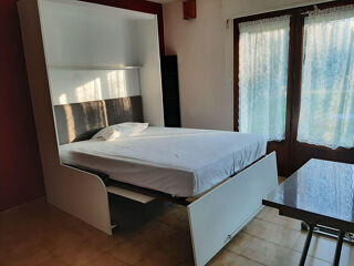 Location Appartement Studio dans propriété privée clôturée Le thor